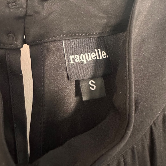 Raquelle Black Sleeveless Open Back Blouse - Picture 4 of 4